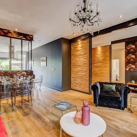 Apartment Henri De Toulouse-lautrec, De Charme *