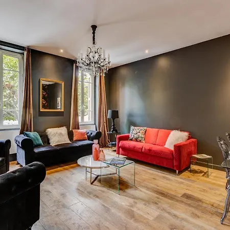Apartment Henri De Toulouse-lautrec, De Charme